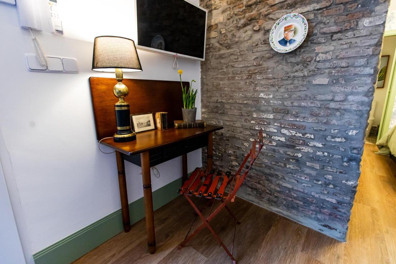 Apartamentos Gaviota Valencina de la Concepción Kültér fotó