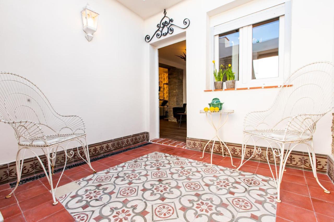 Apartamentos Gaviota Valencina de la Concepción Kültér fotó
